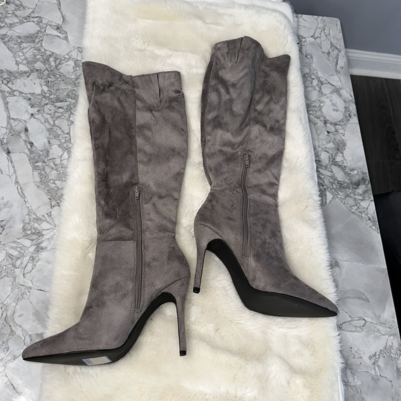 NWOT Charles by Charles David Boots - Picture 4 of 7